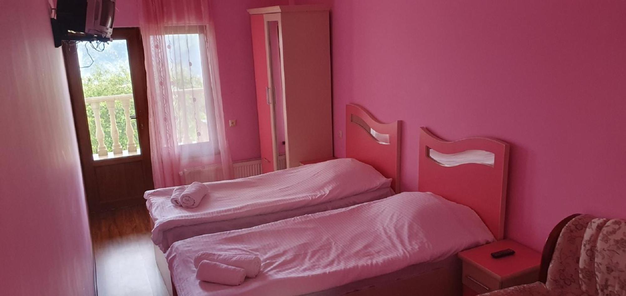 Odzun Hotel アラヴェルジ エクステリア 写真