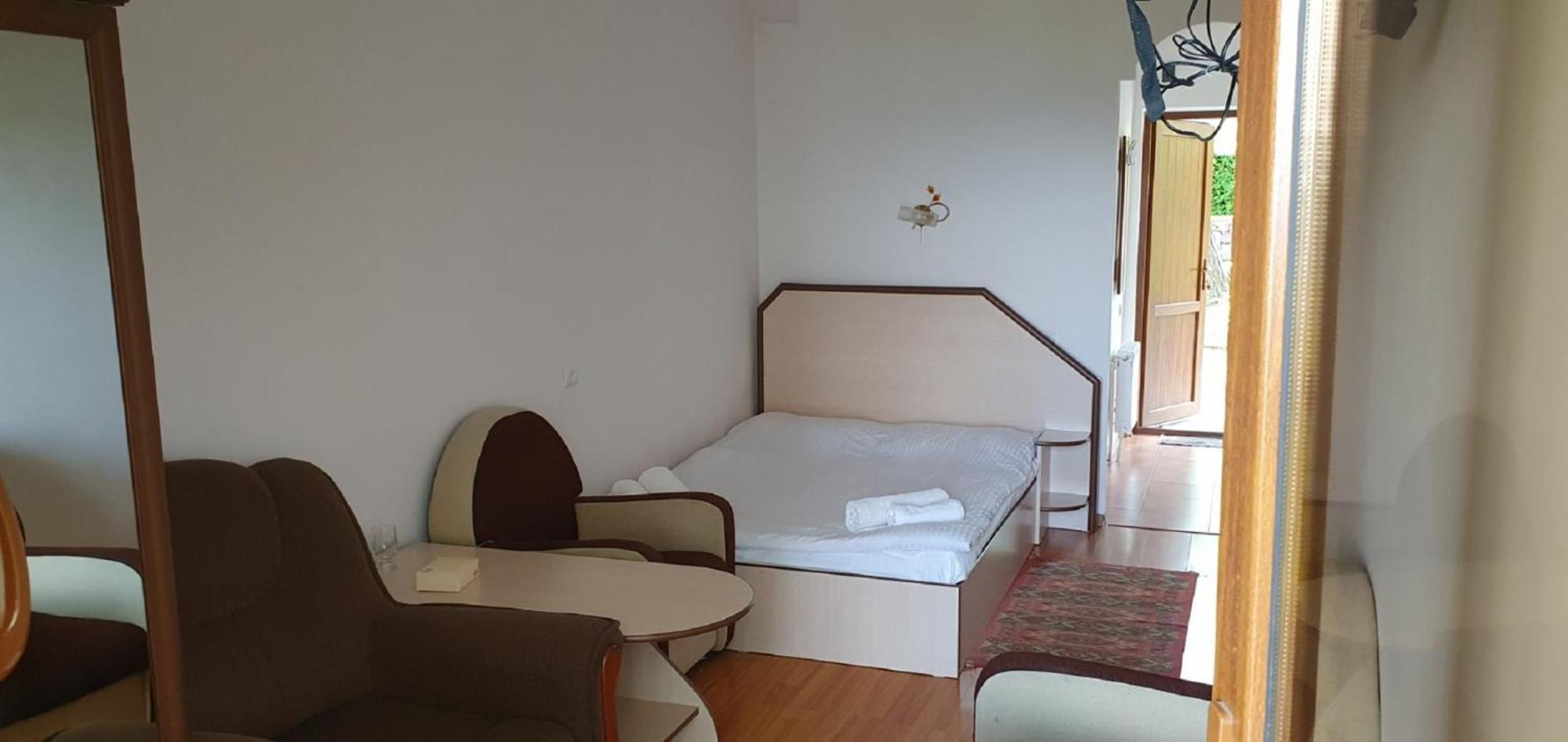 Odzun Hotel アラヴェルジ エクステリア 写真