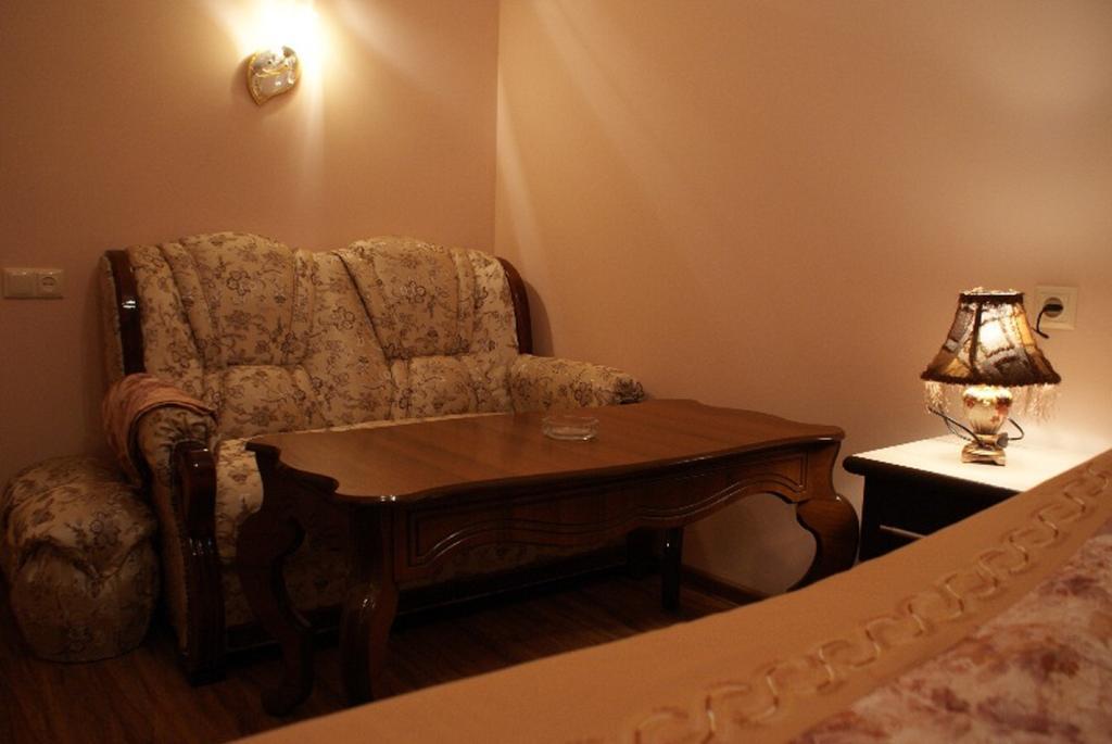 Odzun Hotel アラヴェルジ 部屋 写真