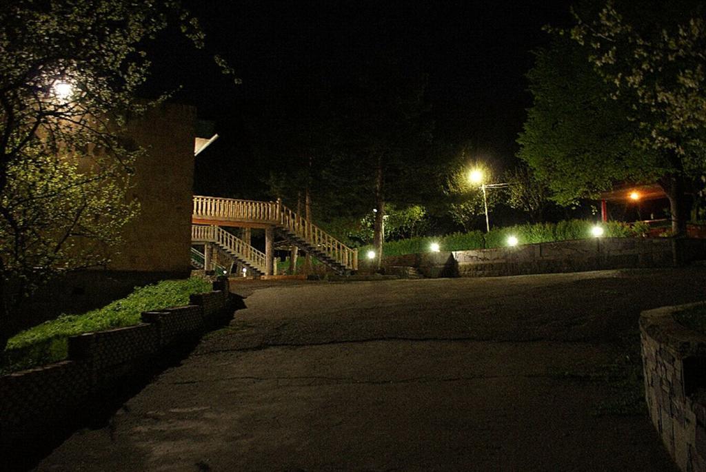 Odzun Hotel アラヴェルジ エクステリア 写真
